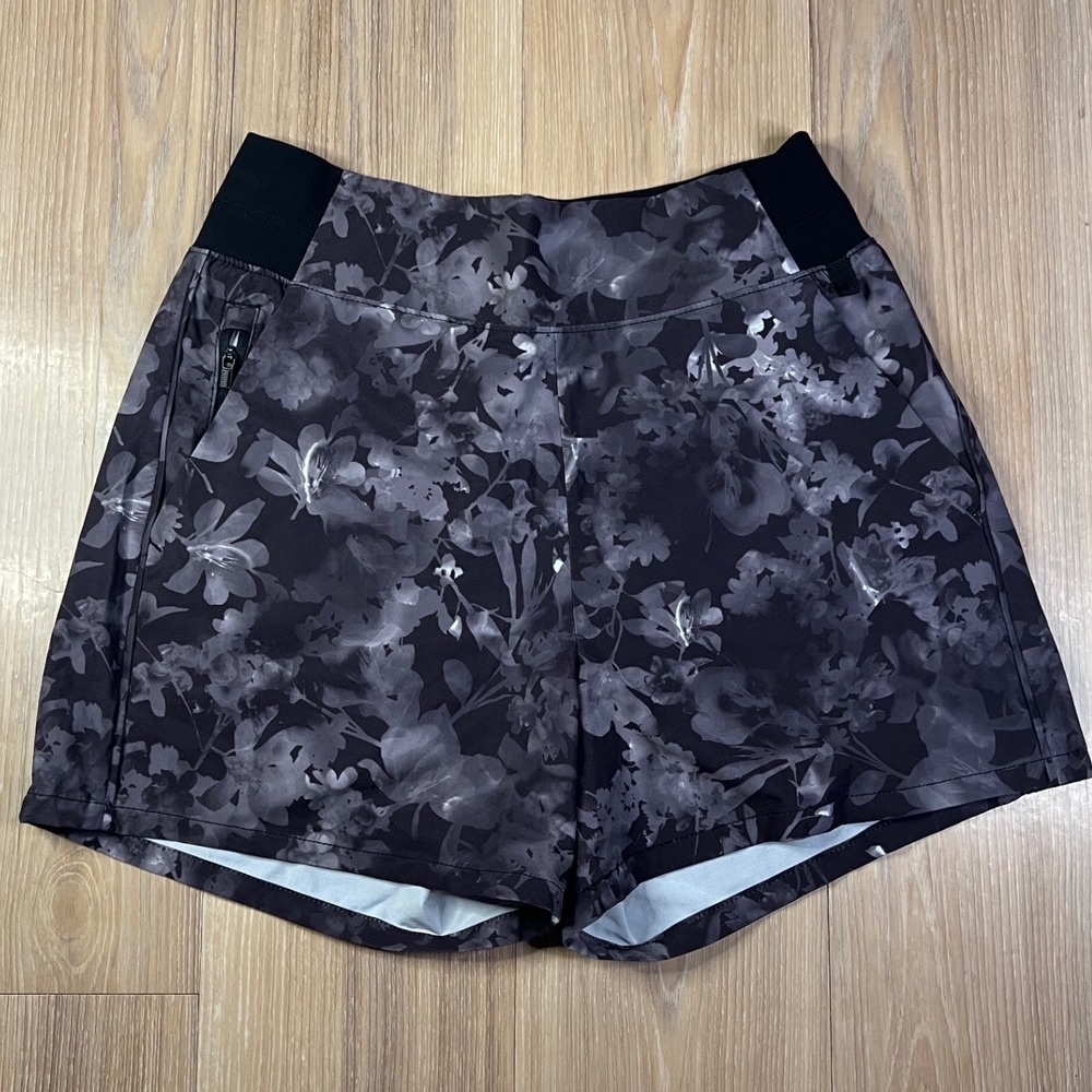 Athleta Womens Active Shorts Floral Print Elastic Waist Black Gray Size 2